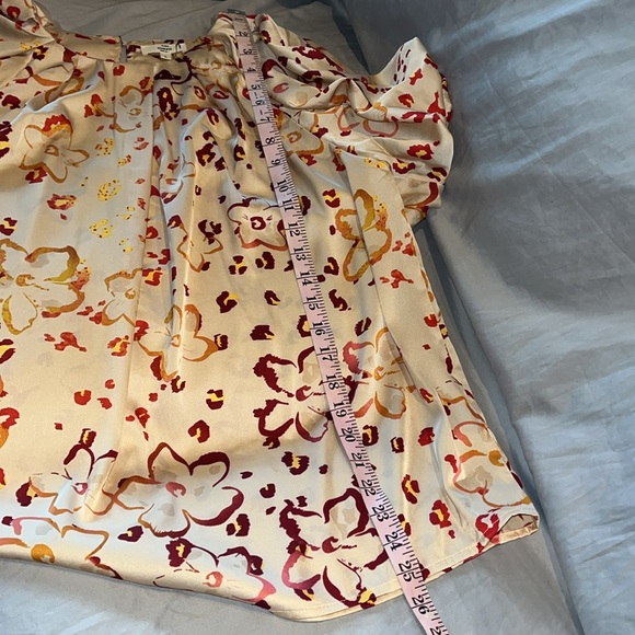 Entro Satin Floral Balloon Short Sleeve Blouse size Large - Picture 9 of 12